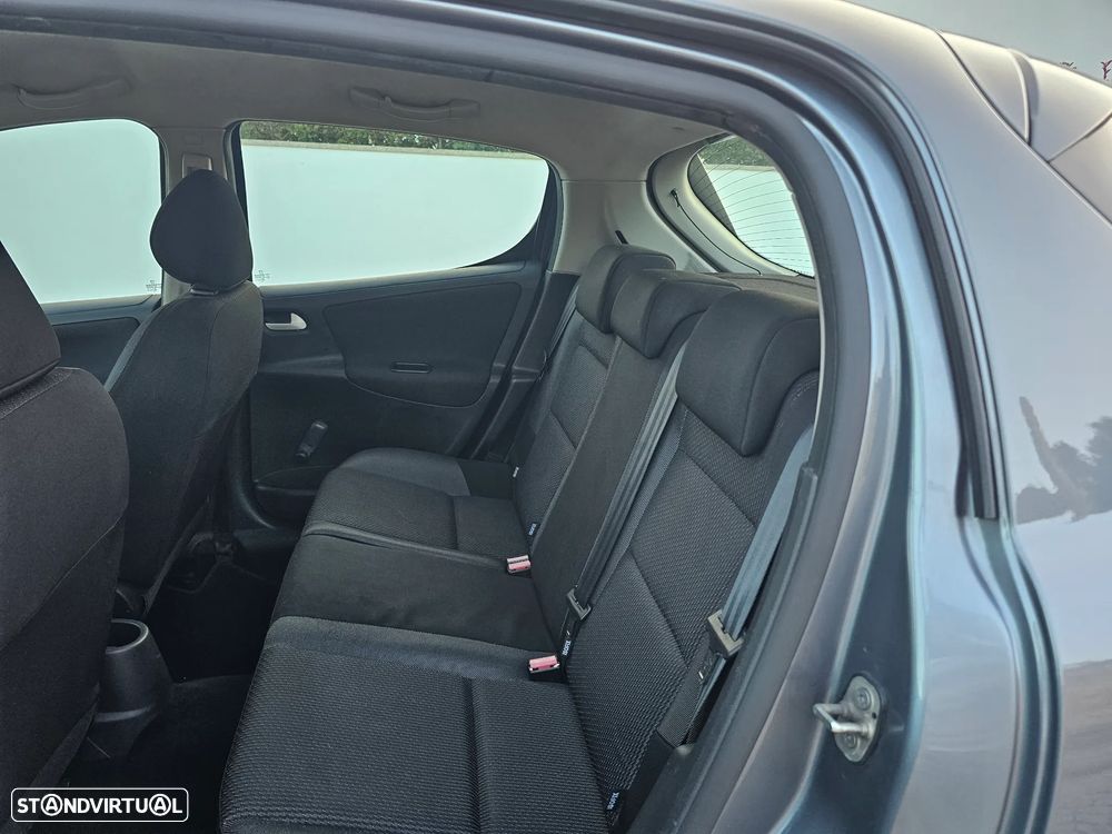 Peugeot 207 1.6 HDi 99g - 17