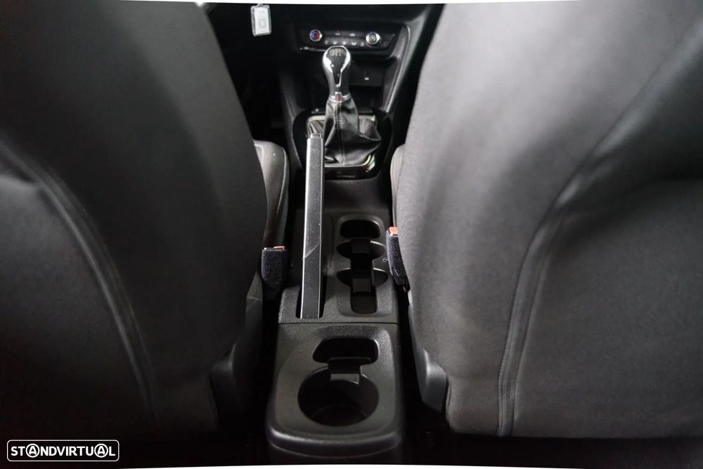 Opel Corsa 1.2 Business - 35