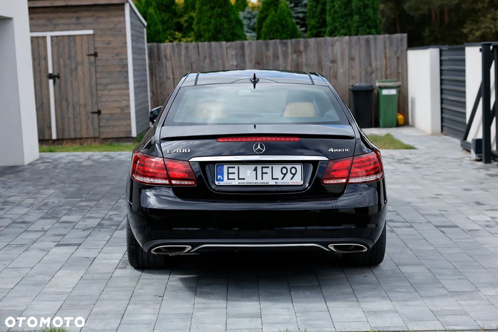 Mercedes-Benz Klasa E 400 4Matic Coupe 9G-TRONIC AMG Line - 2