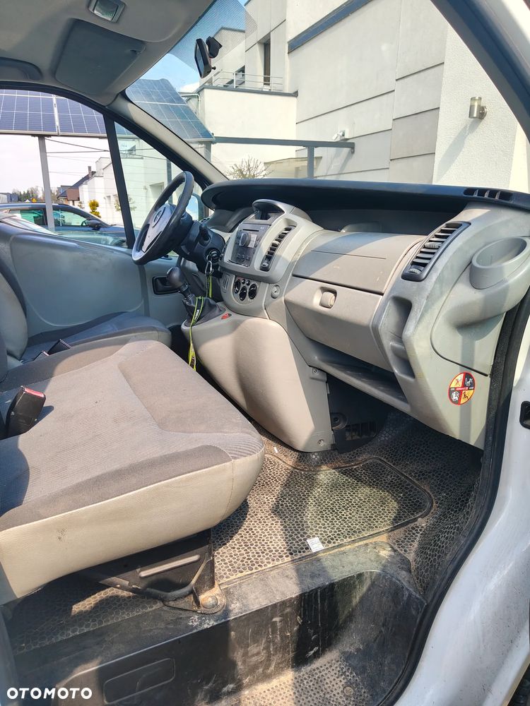 Opel Vivaro L1H1 2.7t - 13