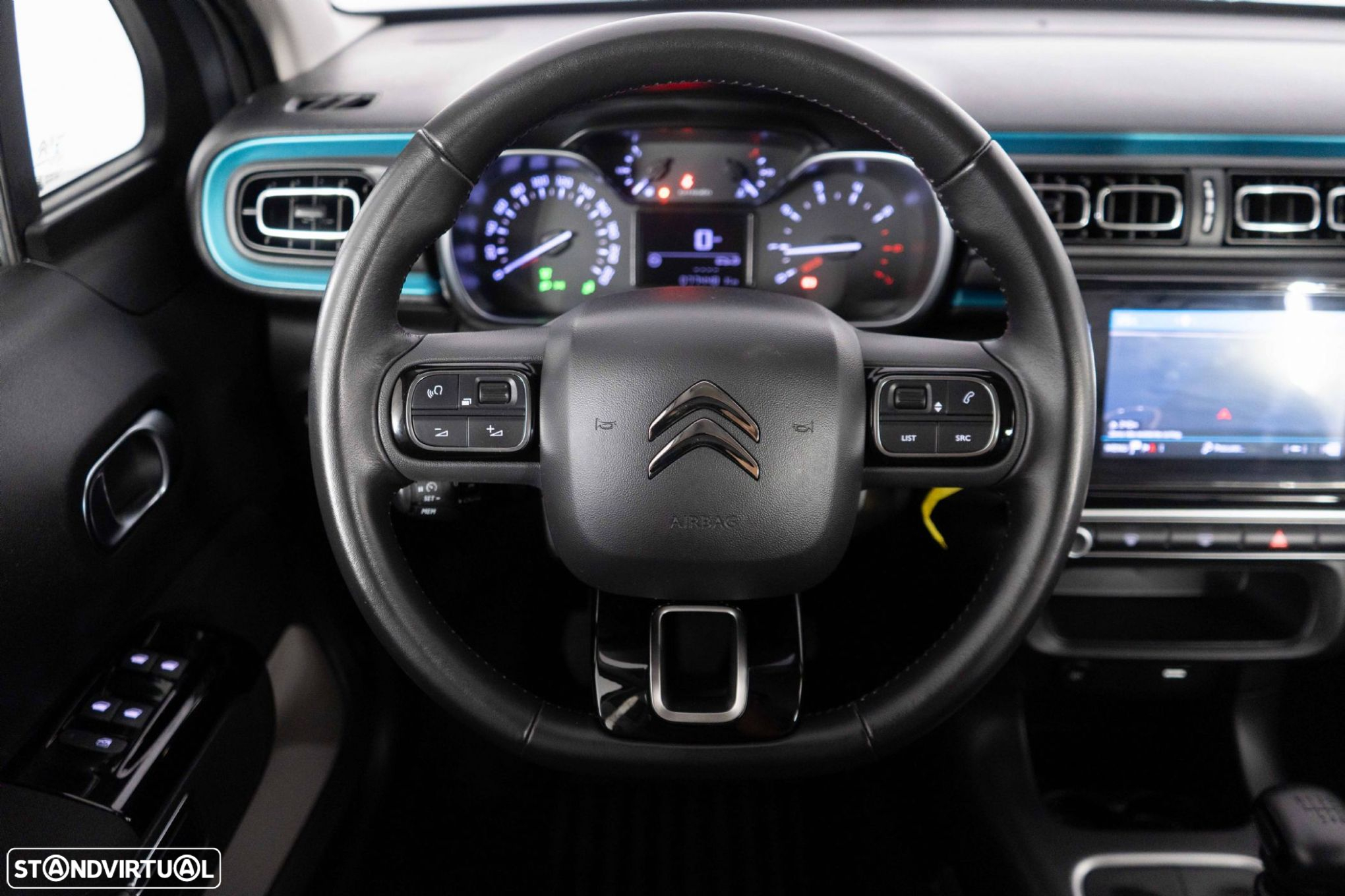 Citroën C3 1.2 PureTech Shine - 27