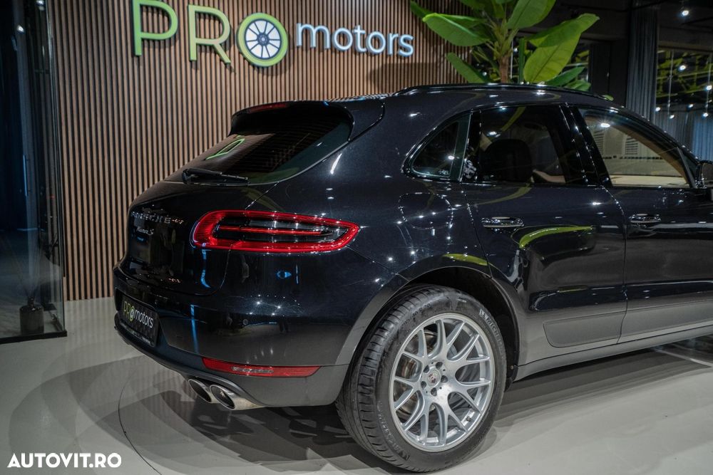 Porsche Macan - 13