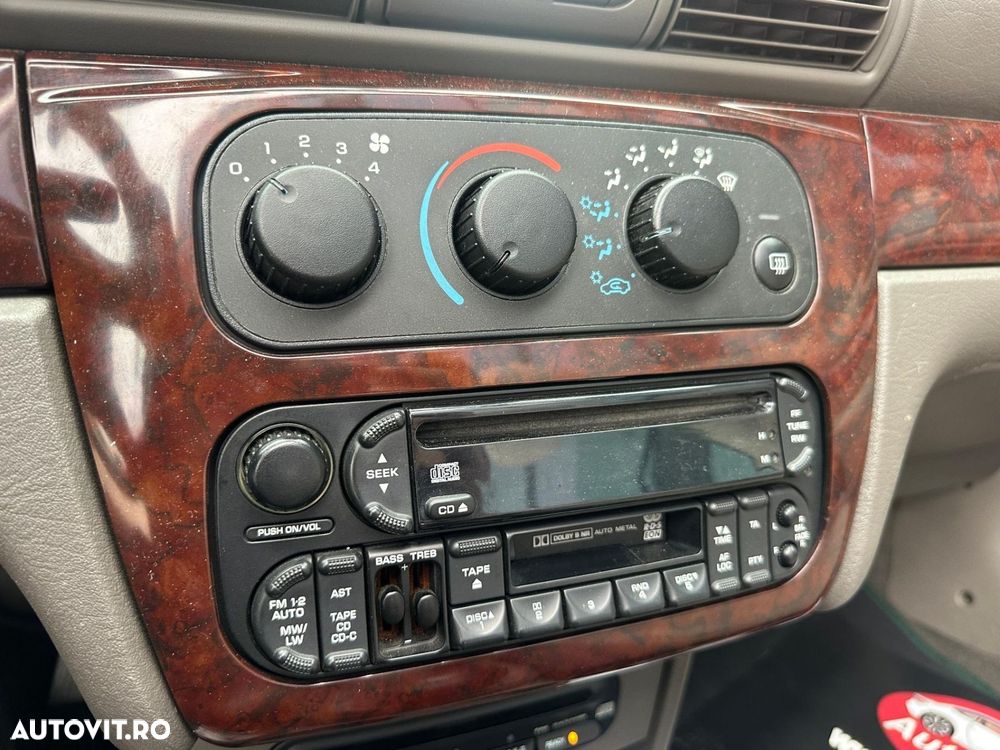 Chrysler Sebring - 20