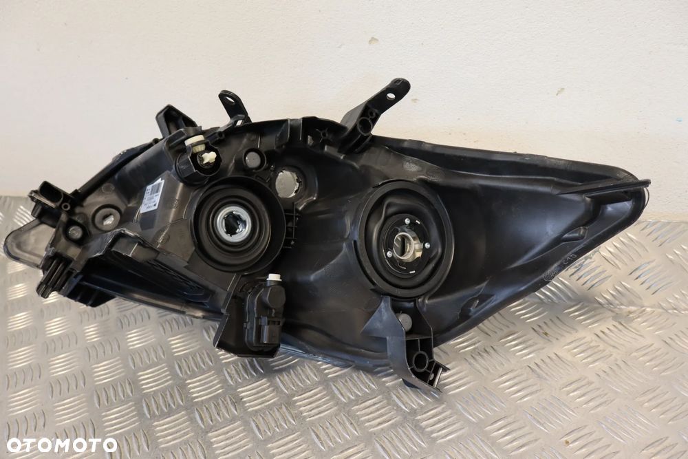 LAMPA PRZEDNIA PRZÓD PRAWA TOYOTA AURIS I LIFT SOCZEWKA 81130-02A40 2009-2012 - 9