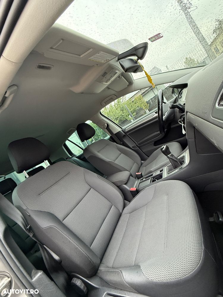 Volkswagen Golf 1.2 TSI BMT Comfortline - 11