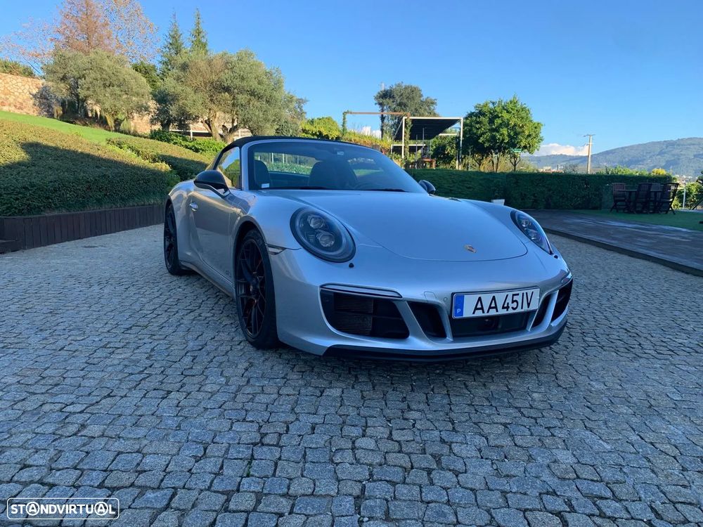 Porsche 911 (991) Targa 4 GTS PDK - 11