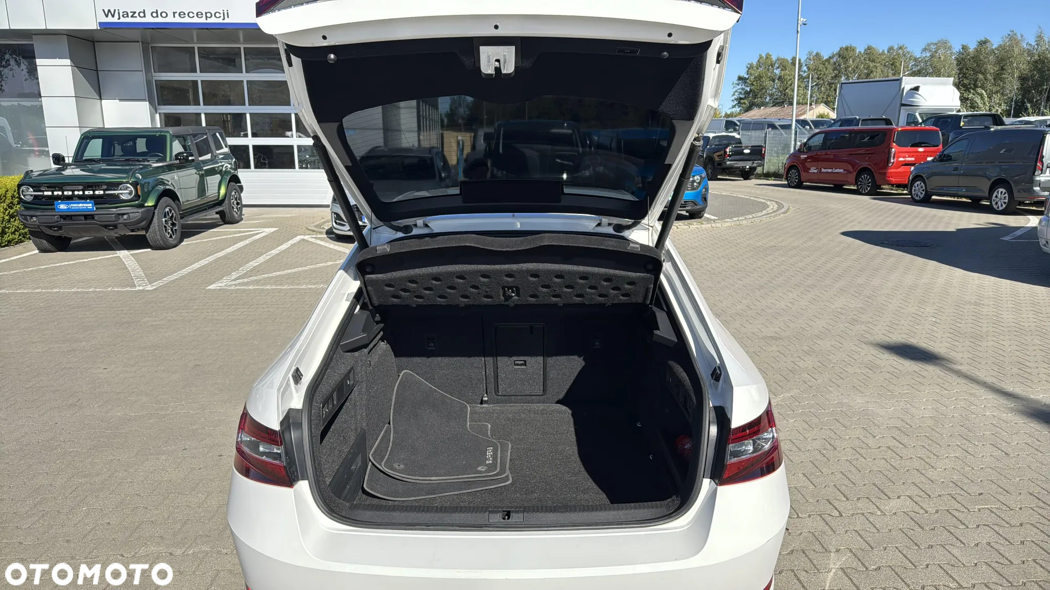 Skoda Superb 1.8 TSI Ambition - 28