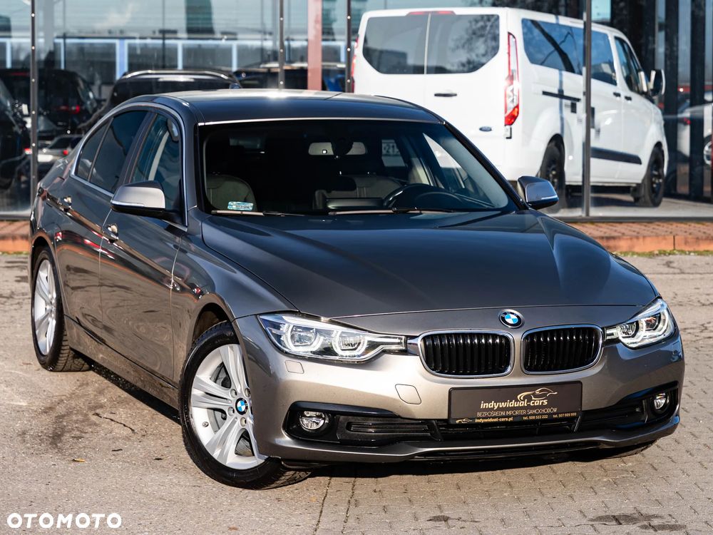 BMW Seria 3 320d Sport-Aut Efficient Dynamics Edition Sport Line - 3