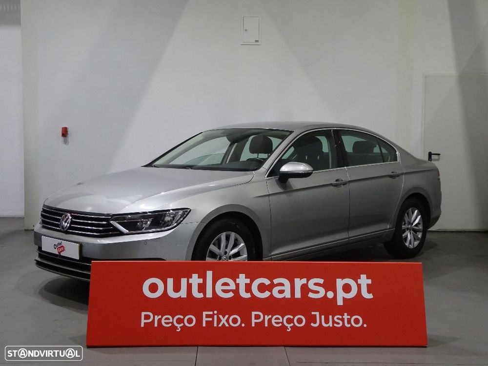 VW Passat 1.6 TDI Confortline - 1