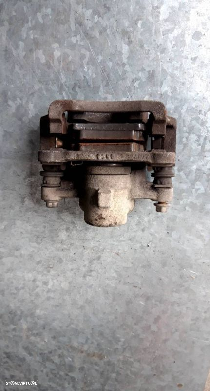 Pinça Tras Direita Toyota Corolla (_E12_) - 3