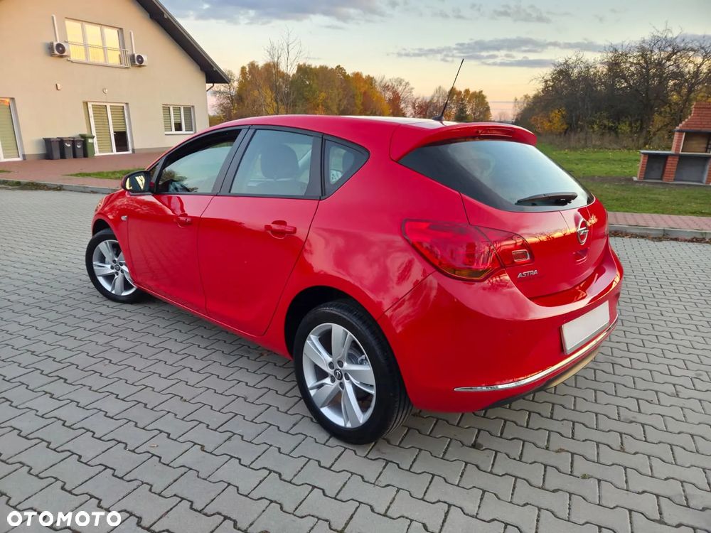 Opel Astra 1.6 Active - 9