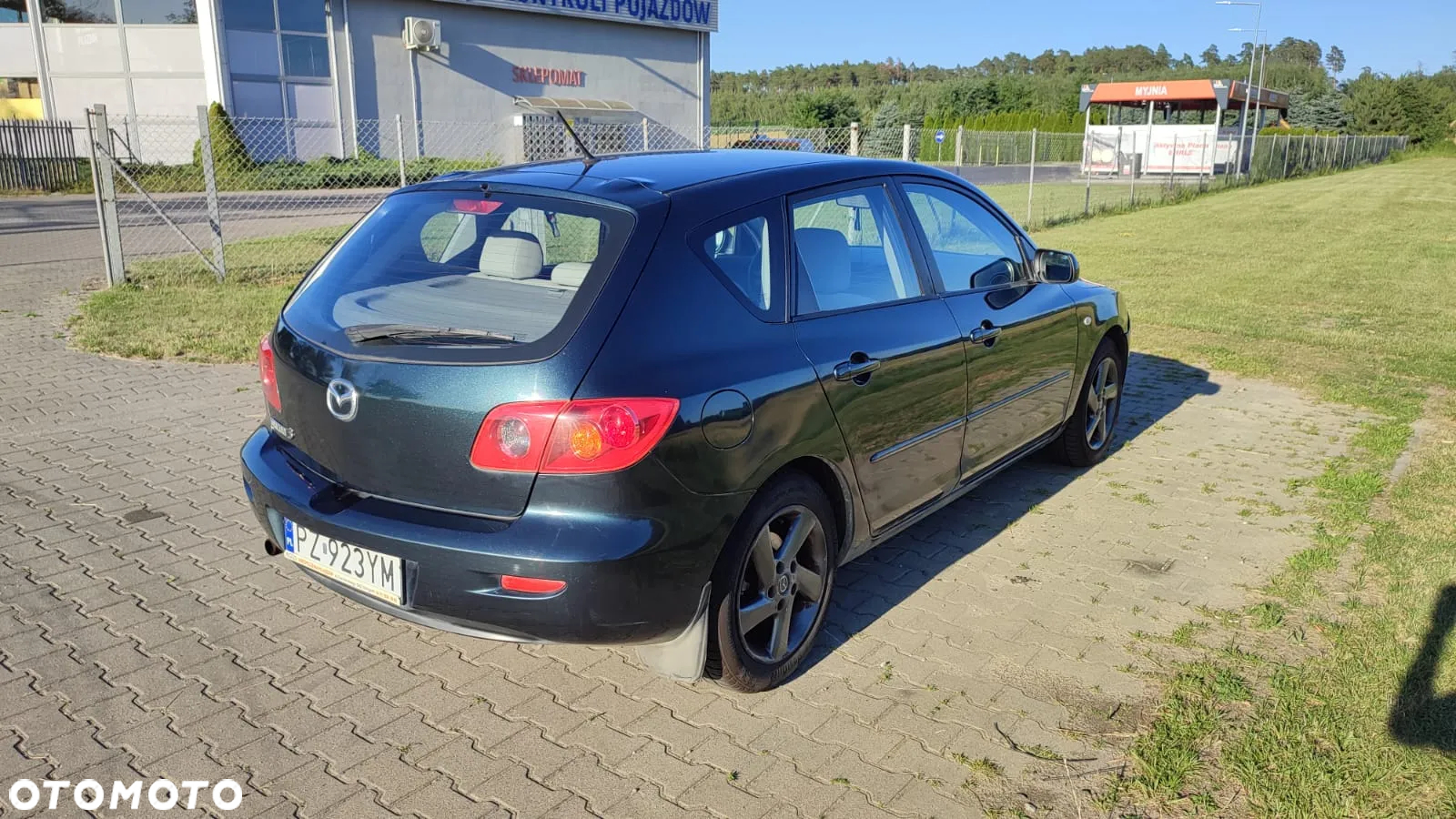 Mazda 3 - 4