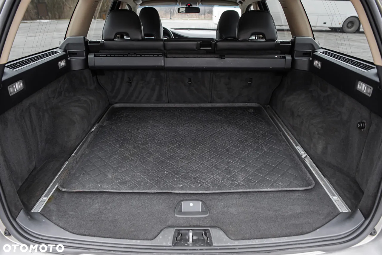 Volvo V70 2.0D Summum - 23