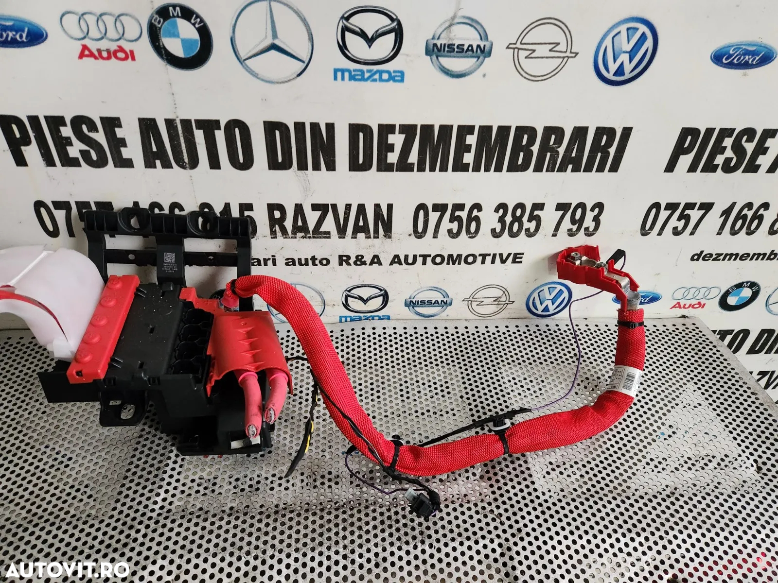Borna Baterie Plus Minus Capsa Pirotehnica IBS Bmw X3 X4 G01 G02 Cod    Dezmembrez Bmw X3 G01 - Dez - 3
