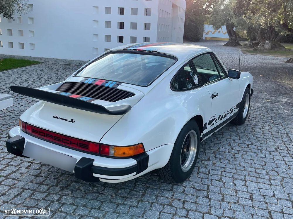 Porsche 911 Série G - 5