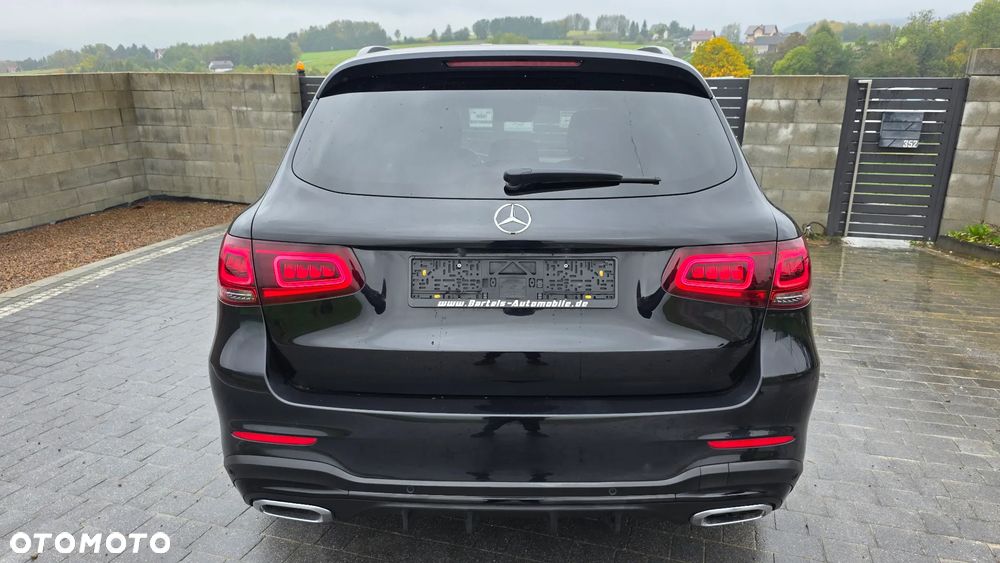 Mercedes-Benz GLC 300 d 4Matic 9G-TRONIC AMG Line - 5