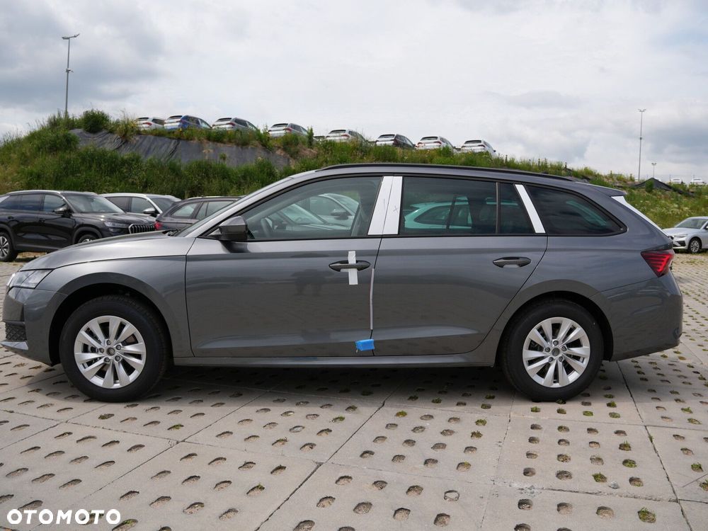 Skoda Octavia 1.5 TSI mHEV Drive Essence DSG - 12