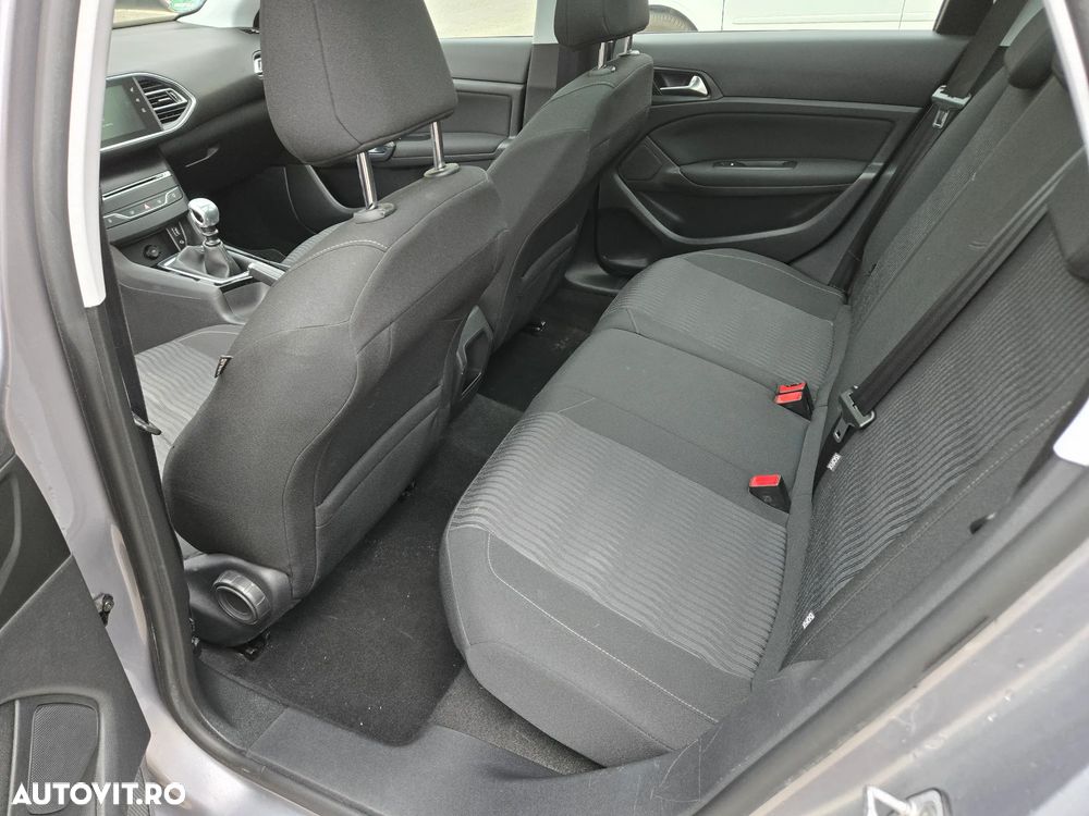 Peugeot 308 PureTech 130 Stop & Start GT-Line Edition - 8