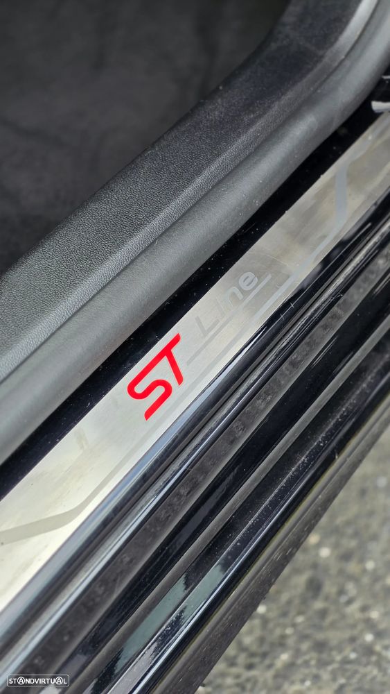 Ford Focus 1.5 EcoBlue S&S Aut. ST-LINE STYLE - 35