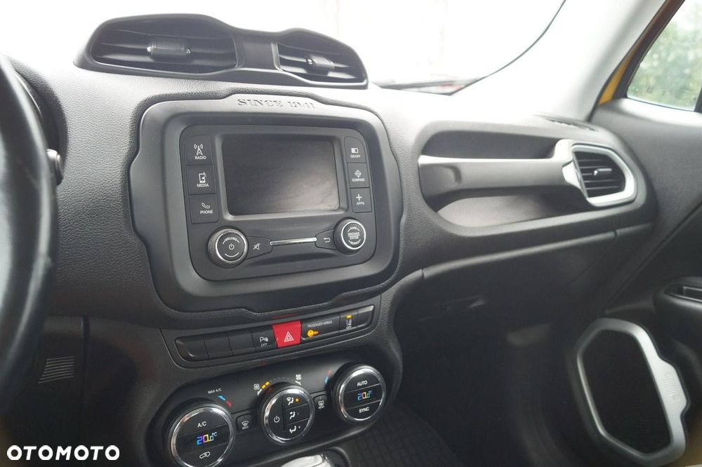 Jeep Renegade - 24
