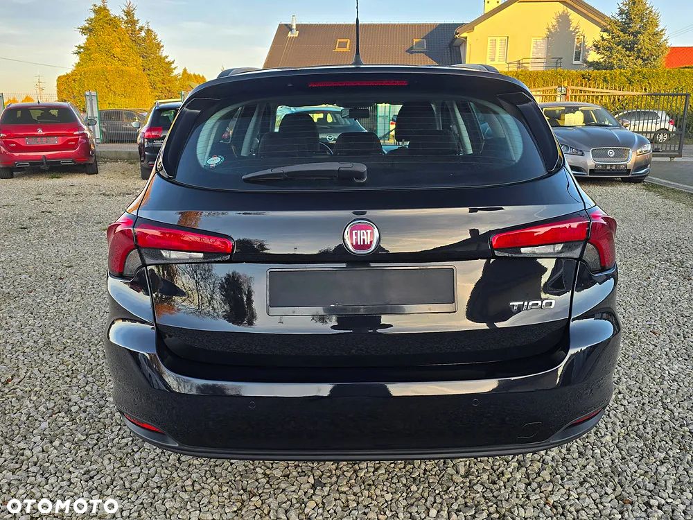 Fiat Tipo Kombi 1.4 16V Easy - 9