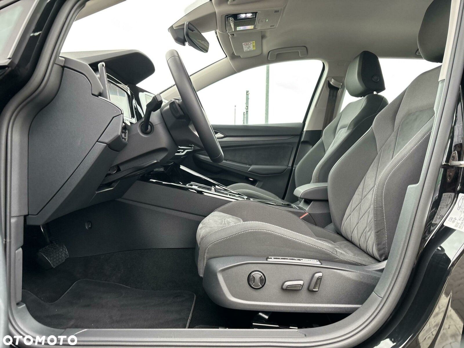 Volkswagen Golf - 13