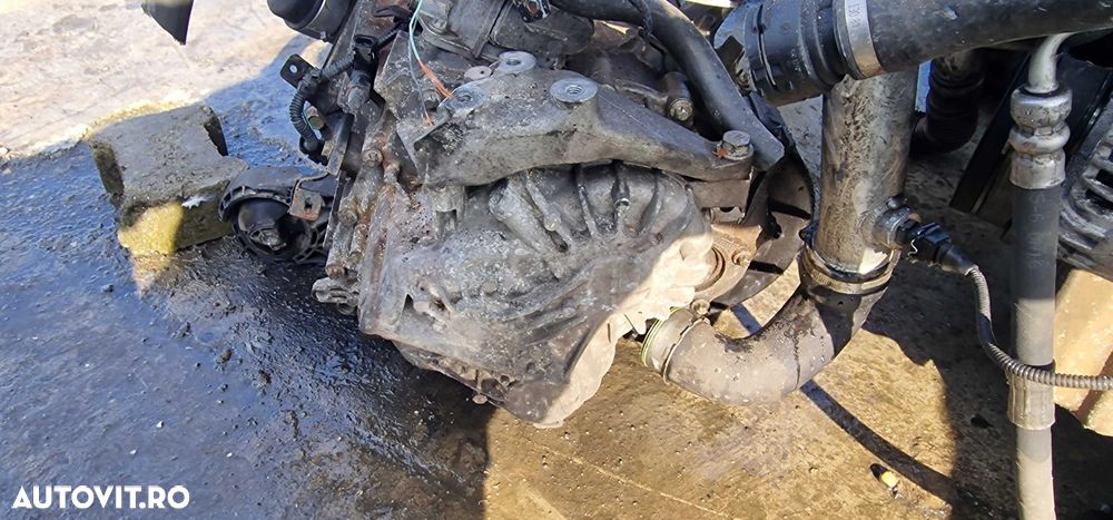 Cutie Viteze Opel Zafira B Insignia 1.8 Benzina A18XER an 2014 - 2