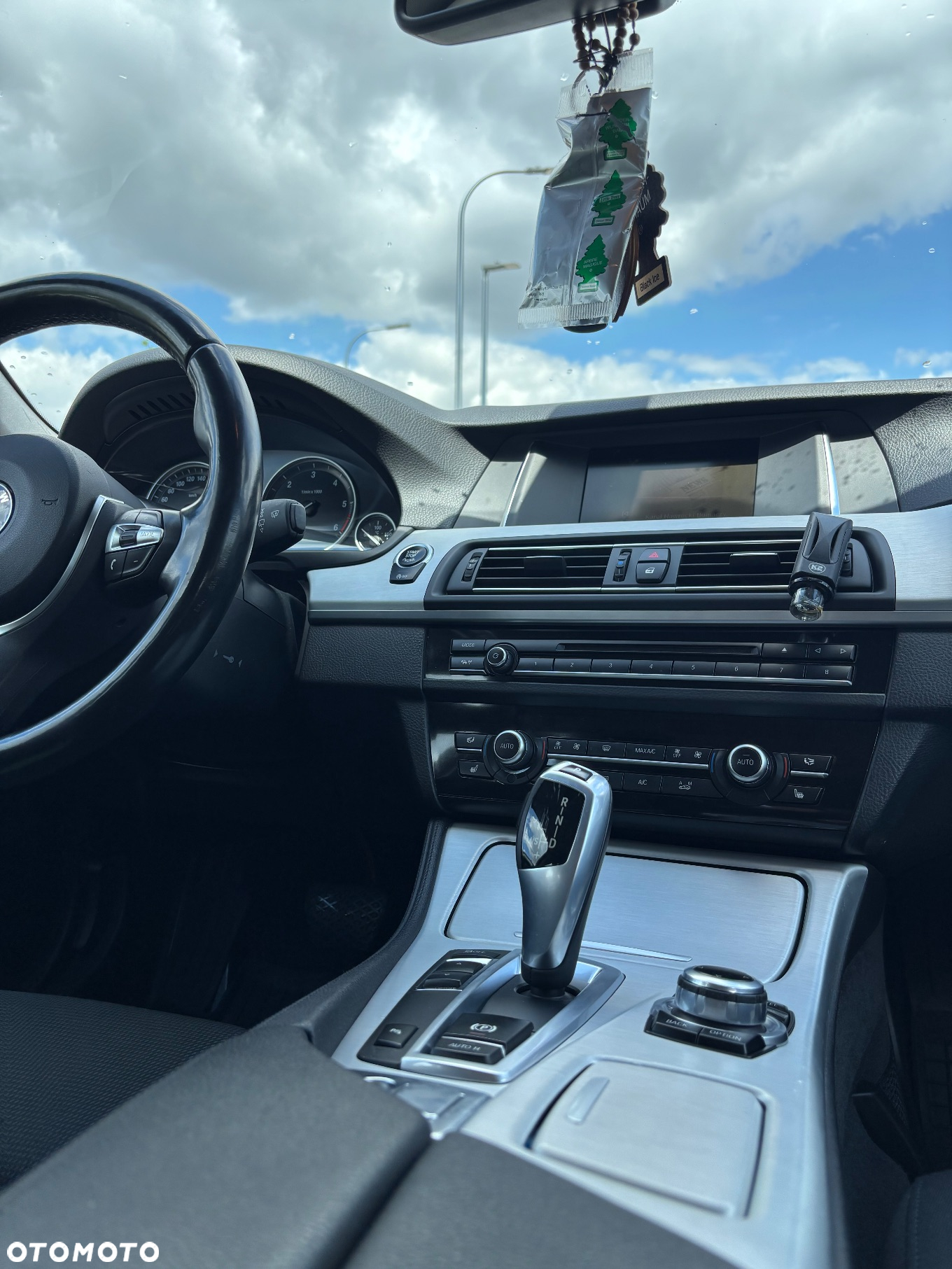 BMW Seria 5 520d - 10
