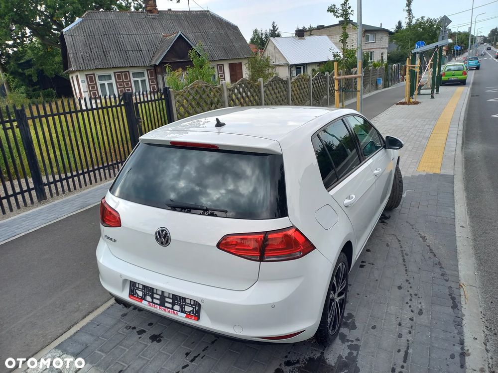 Volkswagen Golf 1.4 TSI BMT Comfortline - 10