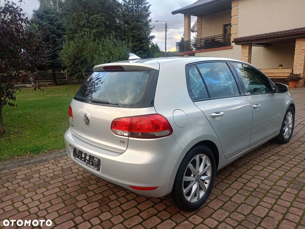 Volkswagen Golf - 5