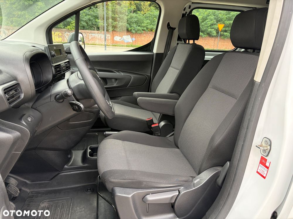 Toyota Proace City - 10