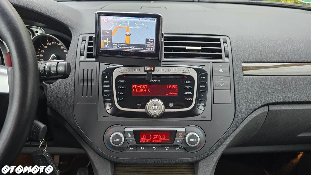 Ford C-MAX 1.8 Ghia - 16