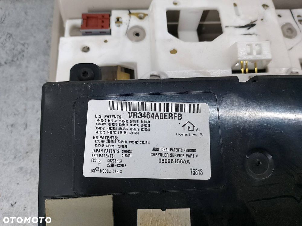 LAMPKA PODSUFITKI CHRYSLER PACIFICA 05096156AA - 3