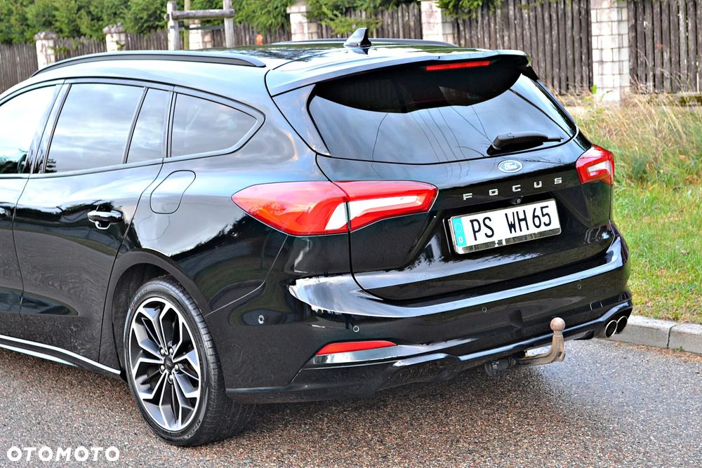 Ford Focus 2.0 EcoBlue STart-Stopp-System ST-LINE - 11