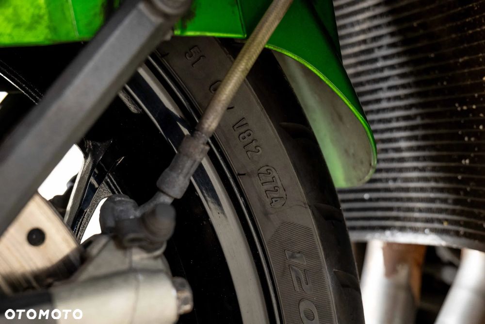Kawasaki ZZR - 33