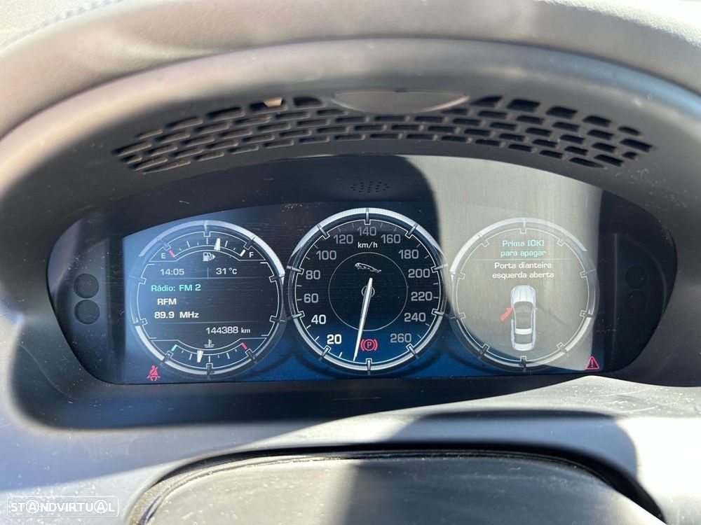 Jaguar XJ 3.0 D V6 Luxury - 14