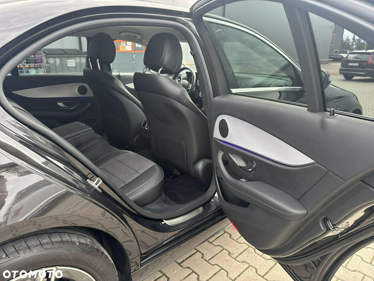 Mercedes-Benz Klasa E - 17