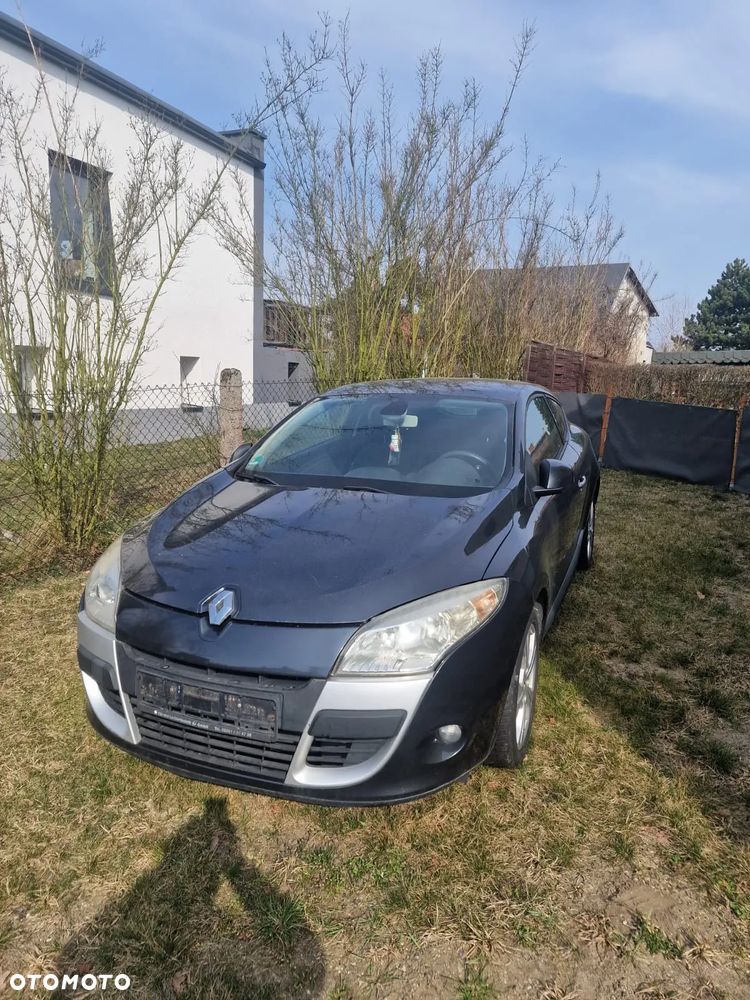 Renault Megane 1.9 dCi FAP Dynamique - 1