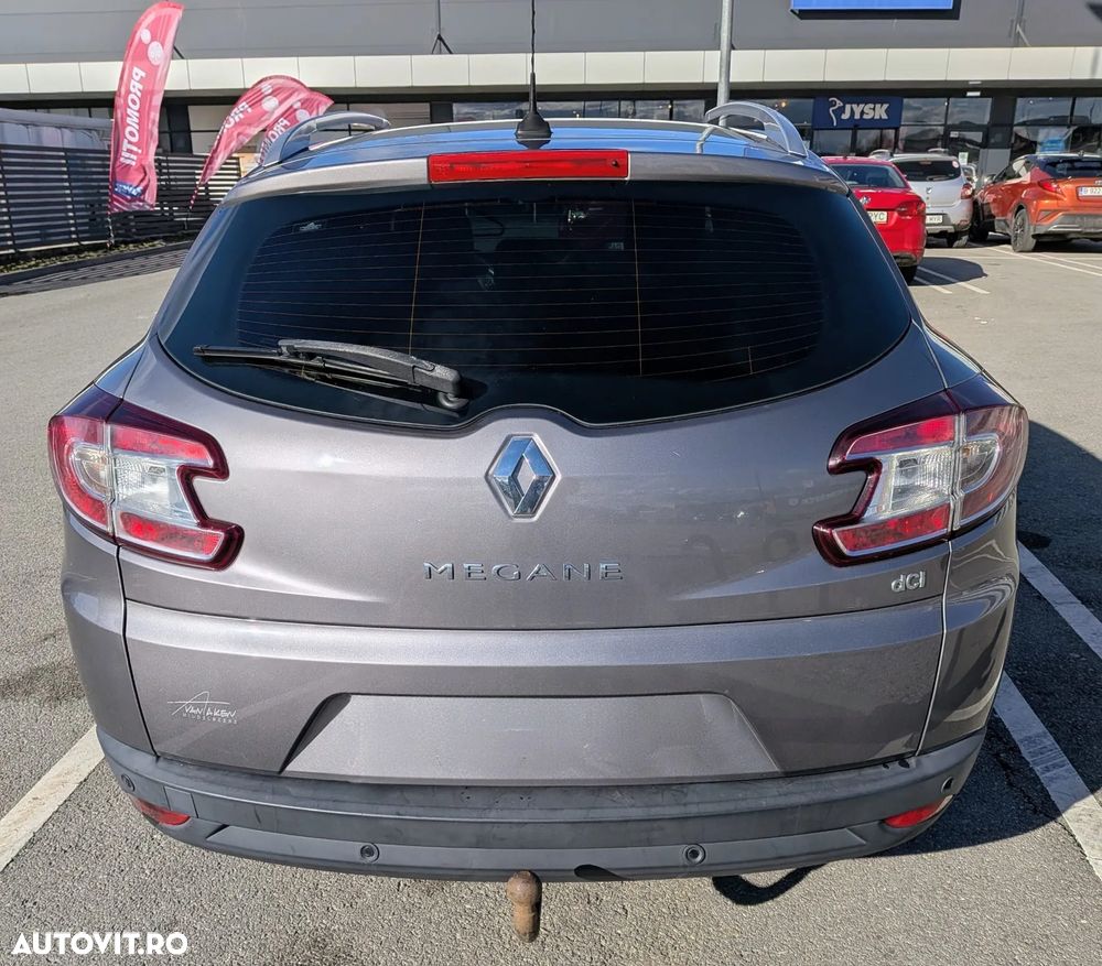 Renault Megane ENERGY dCi 110 Start & Stop Bose Edition - 6