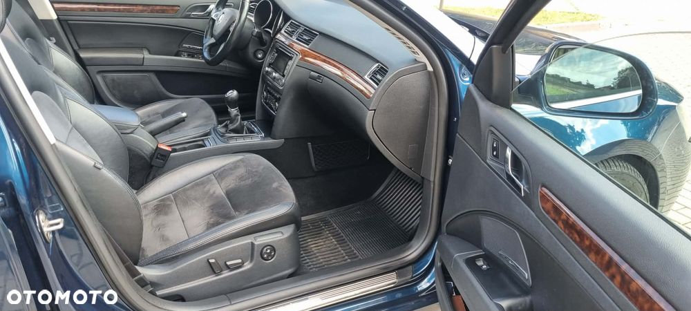 Skoda Superb 2.0 TDI Elegance - 6