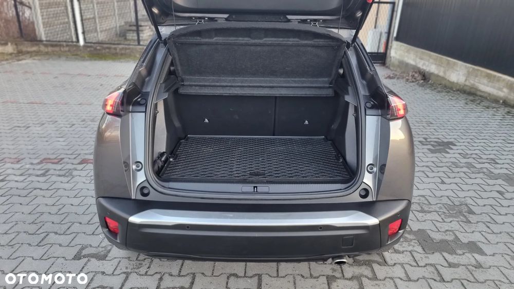Peugeot 2008 1.5 BlueHDi Allure S&S EAT8 - 20