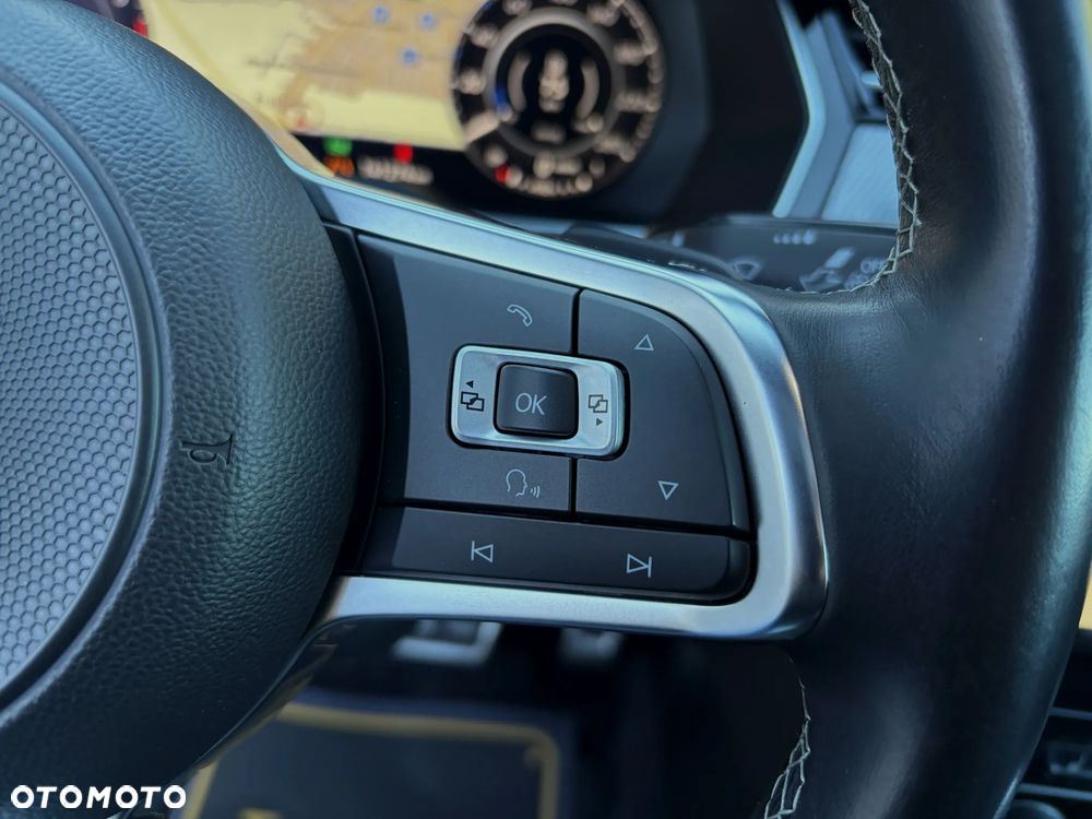 Volkswagen Arteon 2.0 TSI R-Line DSG - 24