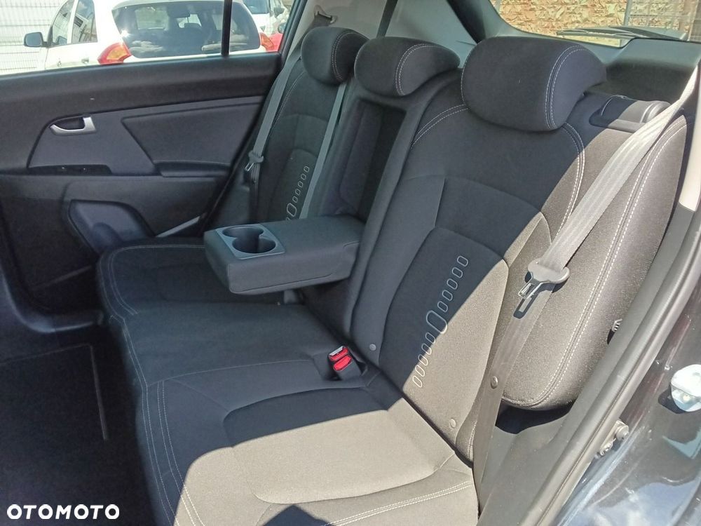 Kia Sportage - 10