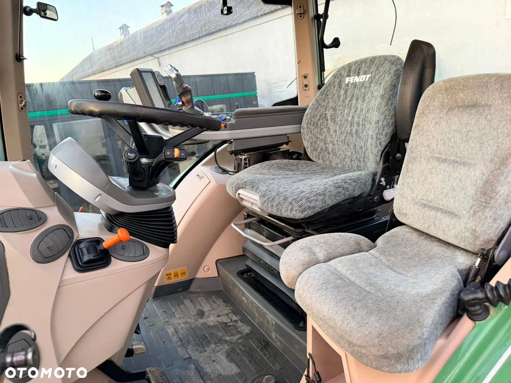 Fendt 724 VARIO PROFI - 12