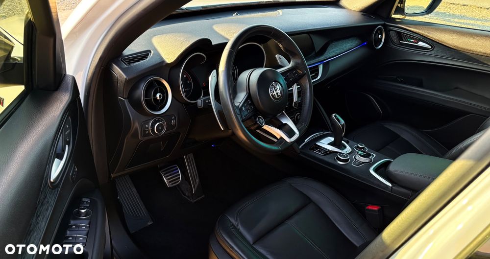 Alfa Romeo Stelvio 2.0 Turbo TI Q4 - 22