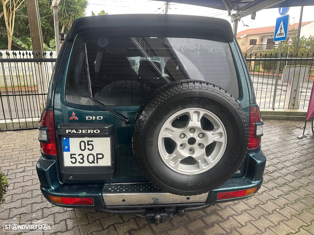 Mitsubishi Pajero 3.2 DI-D GLS TA Longo - 4