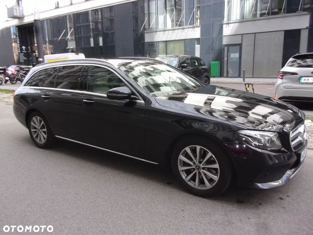 Mercedes-Benz Klasa E 220 d 4-Matic 9G-TRONIC - 6