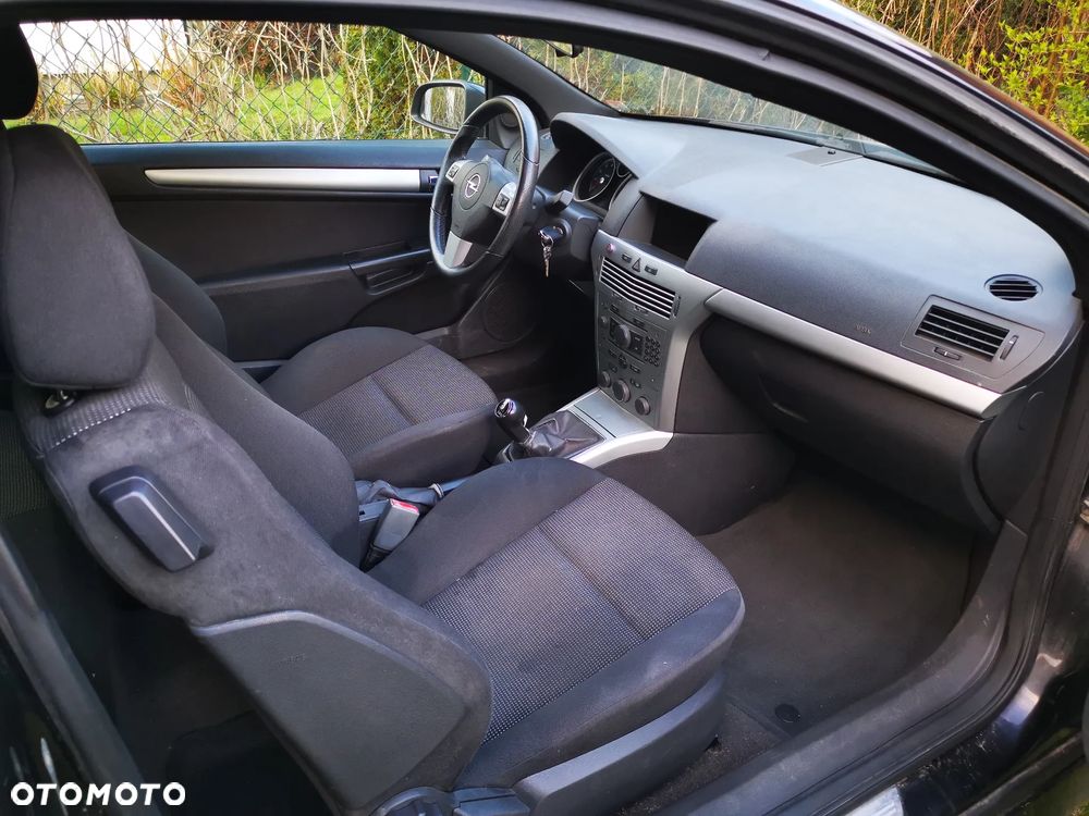 Opel Astra 1.6 Turbo Sport - 19