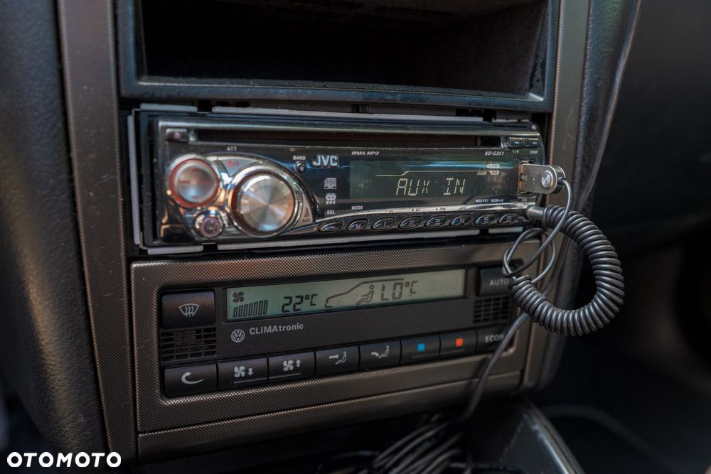 Volkswagen Bora 1.6 Basis - 11