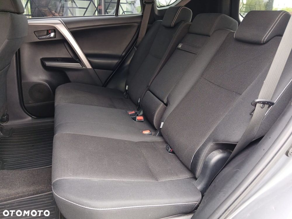 Toyota RAV4 Hybrid Premium 4x2 - 7